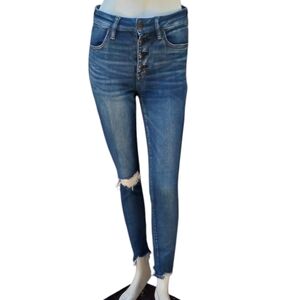8196...American Eagle Skinny Jeans Size 4R, 26"W, 26" Inseam, 8"Rise